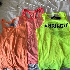 Workout tops